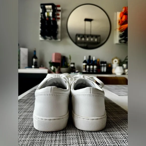 J. Crew Women’s Road Trip Sneakers in classic white, size 9. Style #:BC186 - Picture 7 of 12